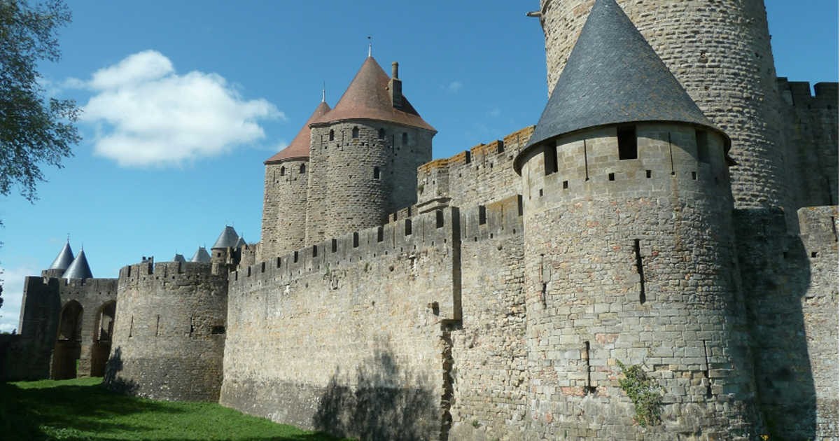 City wall of Cité de Carcassonne